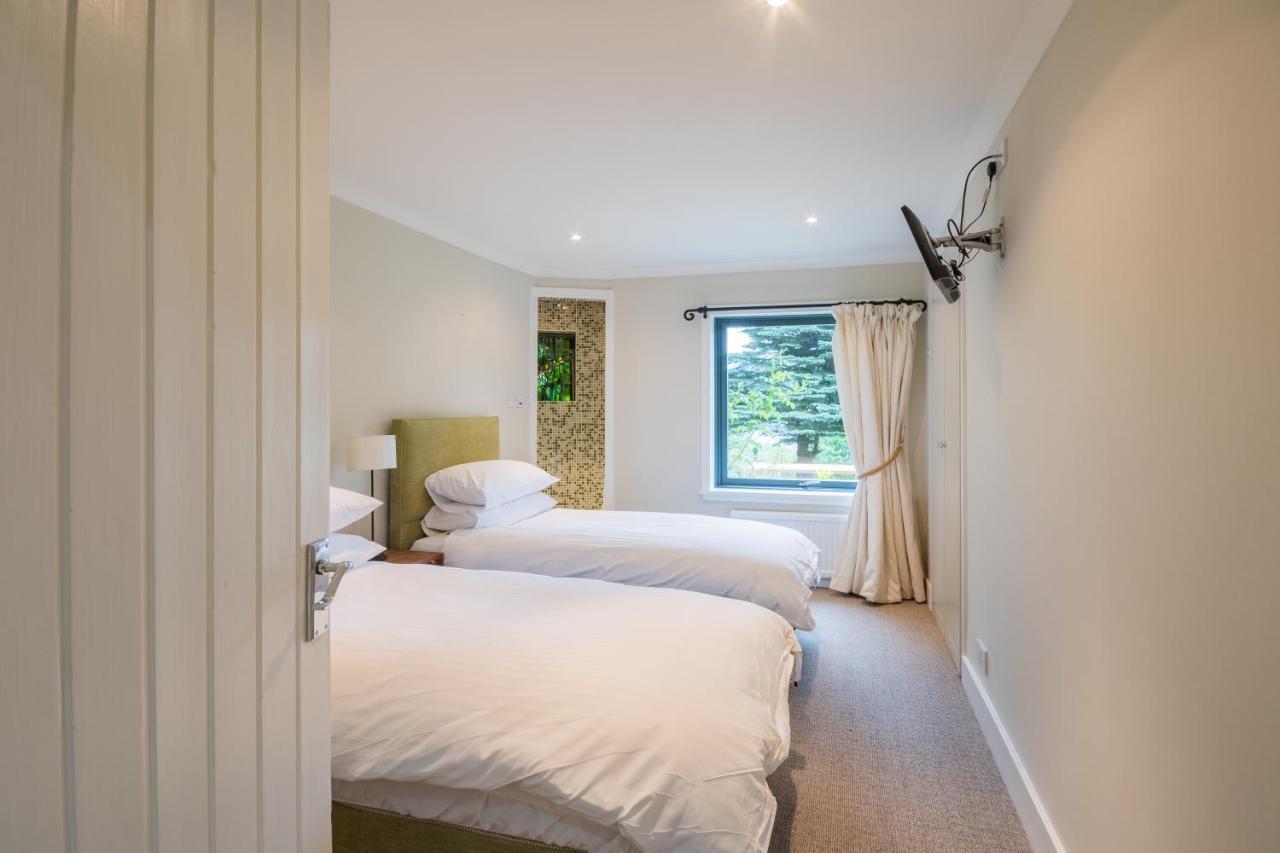Loch Tay Highland Lodges And Glamping Park Morenish エクステリア 写真
