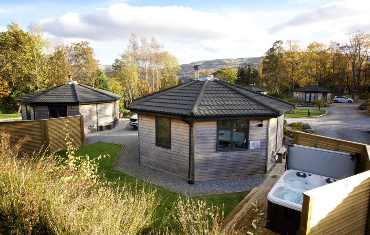 Loch Tay Highland Lodges And Glamping Park Morenish エクステリア 写真