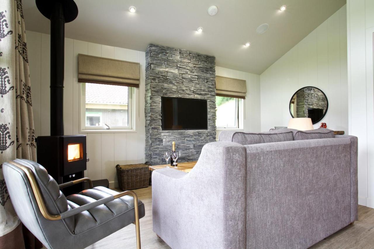 Loch Tay Highland Lodges And Glamping Park Morenish エクステリア 写真